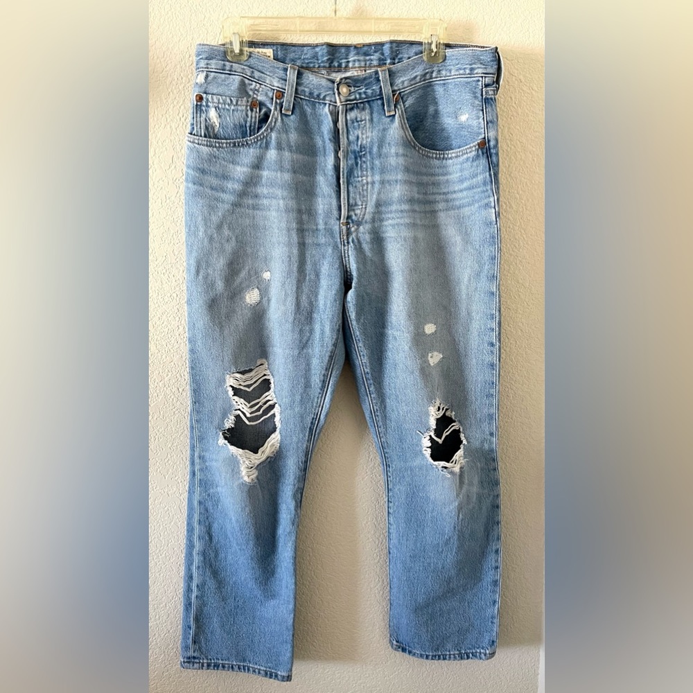 Levi’s 501 Jeans (similar to Levi’s Wedgie)